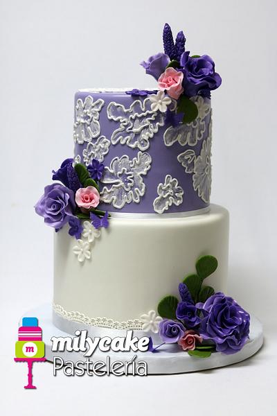 Sugar Flowers with Brush Embroidery - Cake by Mily Cano