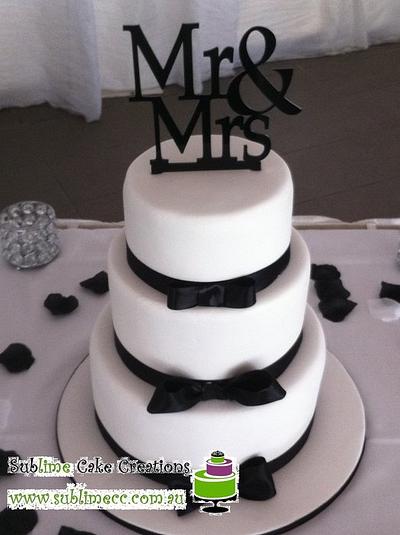 MR AND MRS - Cake by Sublime Cake Creations