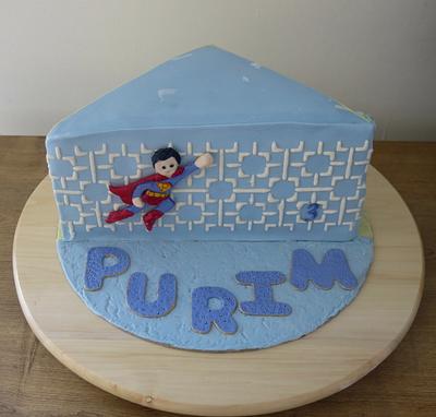 Superboy, Tinkerbell and a yellow cat - Cake by The Garden Baker
