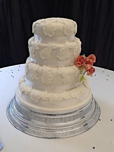 Vintage lace  - Cake by lorraine mcgarry
