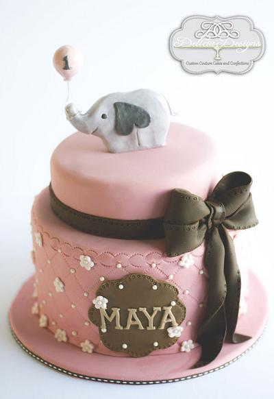 Sweet Elephant & Balloon  - Cake by Delicia Designs