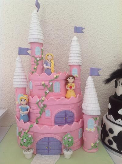 Princess castle  - Cake by Chantelle's Cake Creations