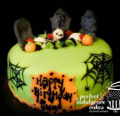 Halloween-Skeleton Climbing Out of his Grave - Cake by Maria Cazarez Cakes and Sugar Art