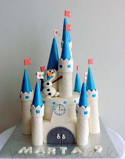 Frozen castle cake - Cake by mysweetdecorations