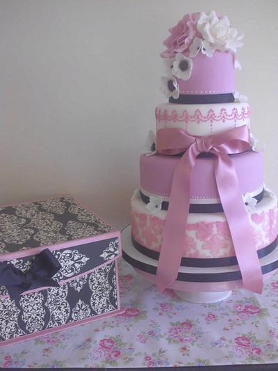 4 Tier pink damask contrast  - Cake by prettypetal