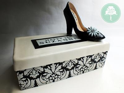 Prada Heel and Shoe box - Cake by Nicholas Ang