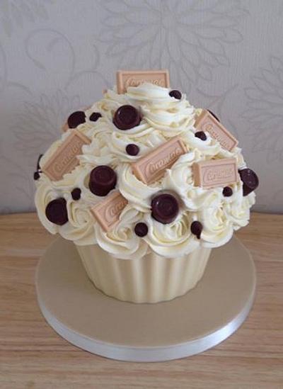 Caramac Chocolate Giant Cupcake - Cake by Sajocakes