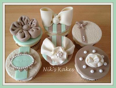 Fabric inspired birthday cupcakes - Cake by Nikskakes