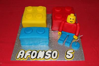 LEGO MAN - Cake by Amores com Açúcar