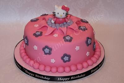 Hello Kitty 8" - Cake by ClarasYummyCupcakes