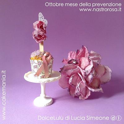A pink rose in wafer paper, campaign fight against breast cancer - Cake by Lucia Simeone