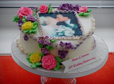 Buttercream flowers  - Cake by Beata Khoo