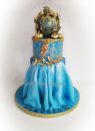 Inspired by Cindarella mouvie birthday cake for Djulia - Cake by Julieta ivanova Julietas cakes