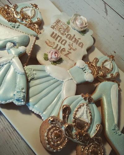 Cinderella cookies - Cake by Claudia Smichowski