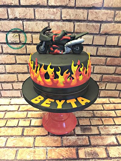 Motorcycle cake :) - Cake by Lori Mahoney (Lori's Custom Cakes) 