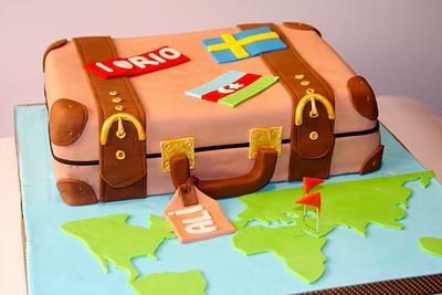 Suitcase Cake - Cake by The Sugarstudios
