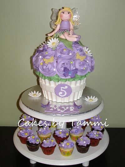 Fairy Giant Cupcake - Cake by Cakes by Tammi