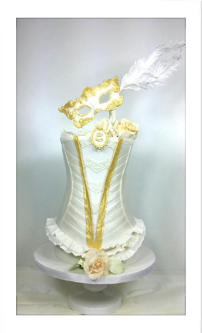 Masquerade in White  - Cake by claudiamarcel