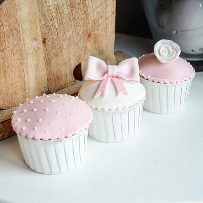 Baby Shower Cupcakes - Cake by Tillys cakes