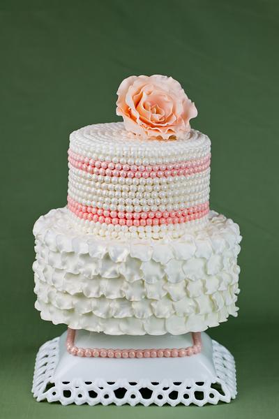 Antique Ruffles and Pearls - Cake by Misty
