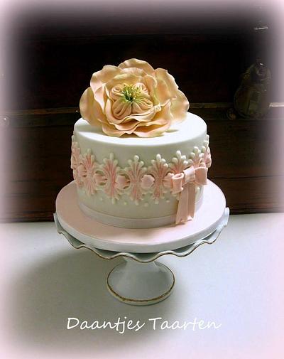 Soft pink - Cake by Daantje