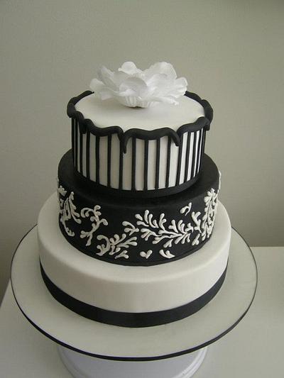 Wedding Cake,Elegant In Black and White  - Cake by Party Cakes by Dorinda Hartwig