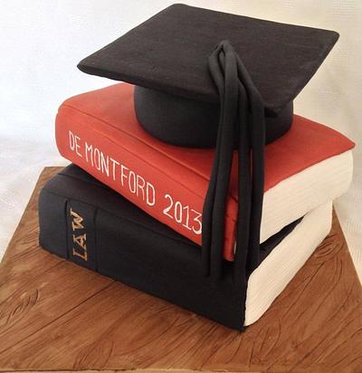 Graduation cake - Cake by Lesley Southam