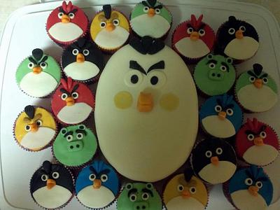 Angry Bird Cupcakes - Cake by Christy