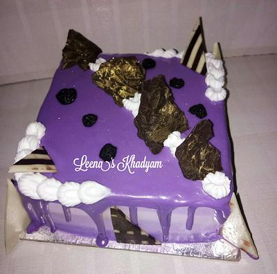 Blueberry Cake with Chocolate garnishes - Cake by Leena