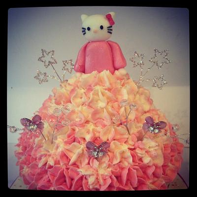 Hello Kitty Diamante Giant Cupcake - Cake by Gill Earle