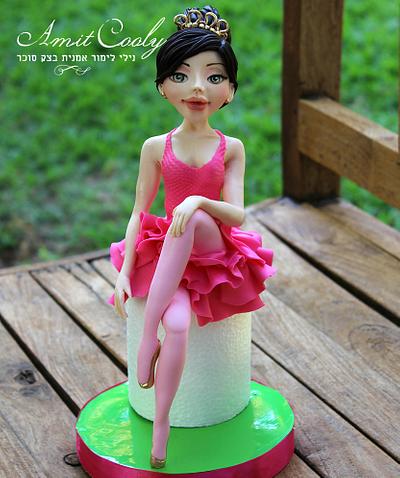 Ballerina sculpted sugar dough - Cake by Nili Limor 