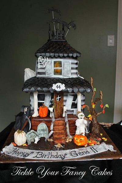 Haunted House Cake - Cake by FancyCakes
