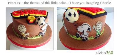 Charlie Brown & Snoopy footballing  - Cake by Alicia's CB