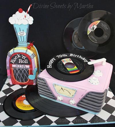 50's CAKE - Cake by Martha Chirinos Teruel