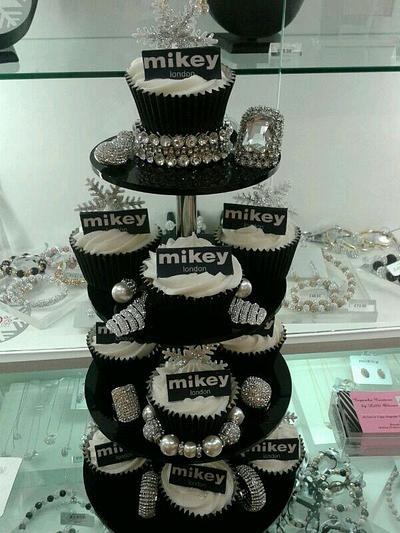 Bling Jewellery Cupcakes - Cake by Lilli Oliver Cake Boutique