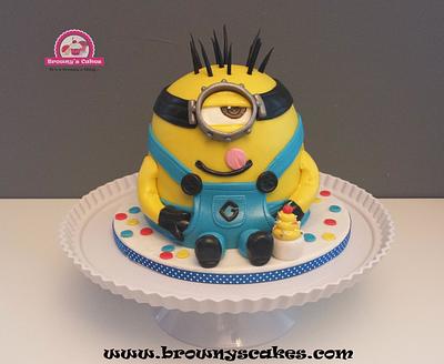 Minion Cake - Cake by Browny's Cakes