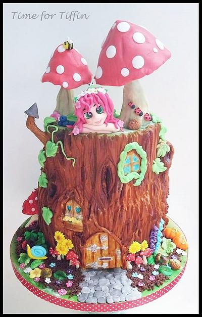 The Fairy house  - Cake by Time for Tiffin 