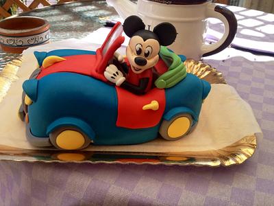 Mickey Mouse car  - Cake by romina
