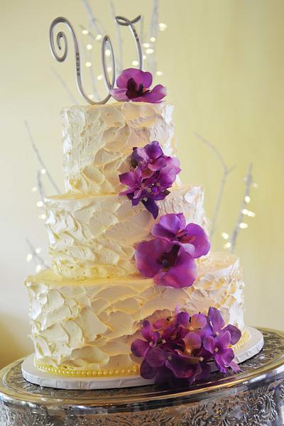 Textured buttercream wedding cake  - Cake by Piece O'Cake 