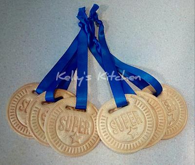 Gold medal cookies - Cake by Kelly Stevens