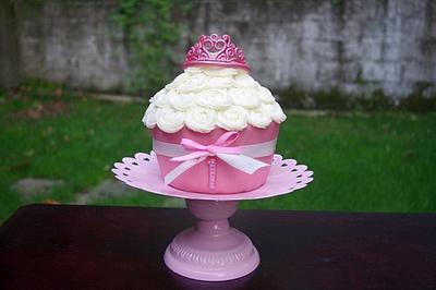 Pretty as a princess - Cake by Mandy