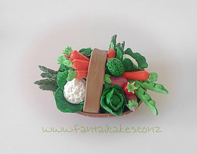 Eat your greens - Cake by Fantail Cakes