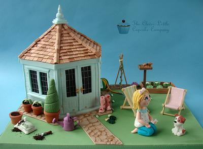 Summerhouse Cake - Cake by Amanda’s Little Cake Boutique