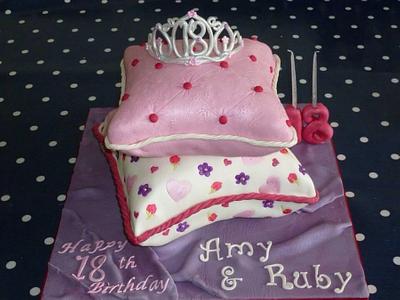 Princess cushions - Cake by Katrinaskakes
