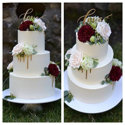 Drip wedding cake - Cake by Jana Josefíková