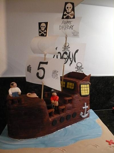 Pirate ship cake - Cake by Debbie