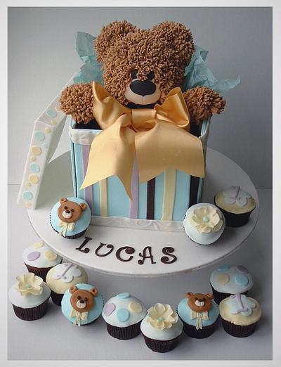 Teddy Bear Cake - Cake by daisychain375