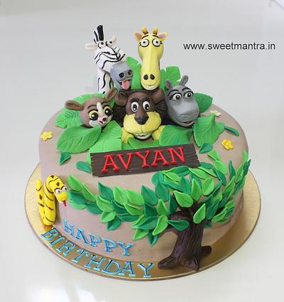 Madagascar animals cake - Cake by Sweet Mantra Homemade Customized Cakes Pune