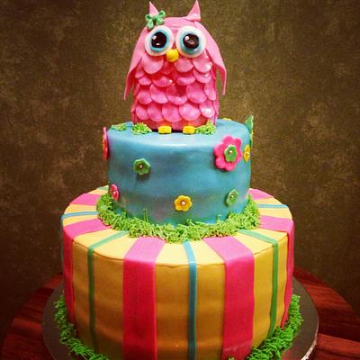 Owl baby shower cake - Cake by Cakeonista