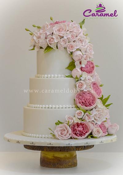 Simple Love - Cake by Caramel Doha